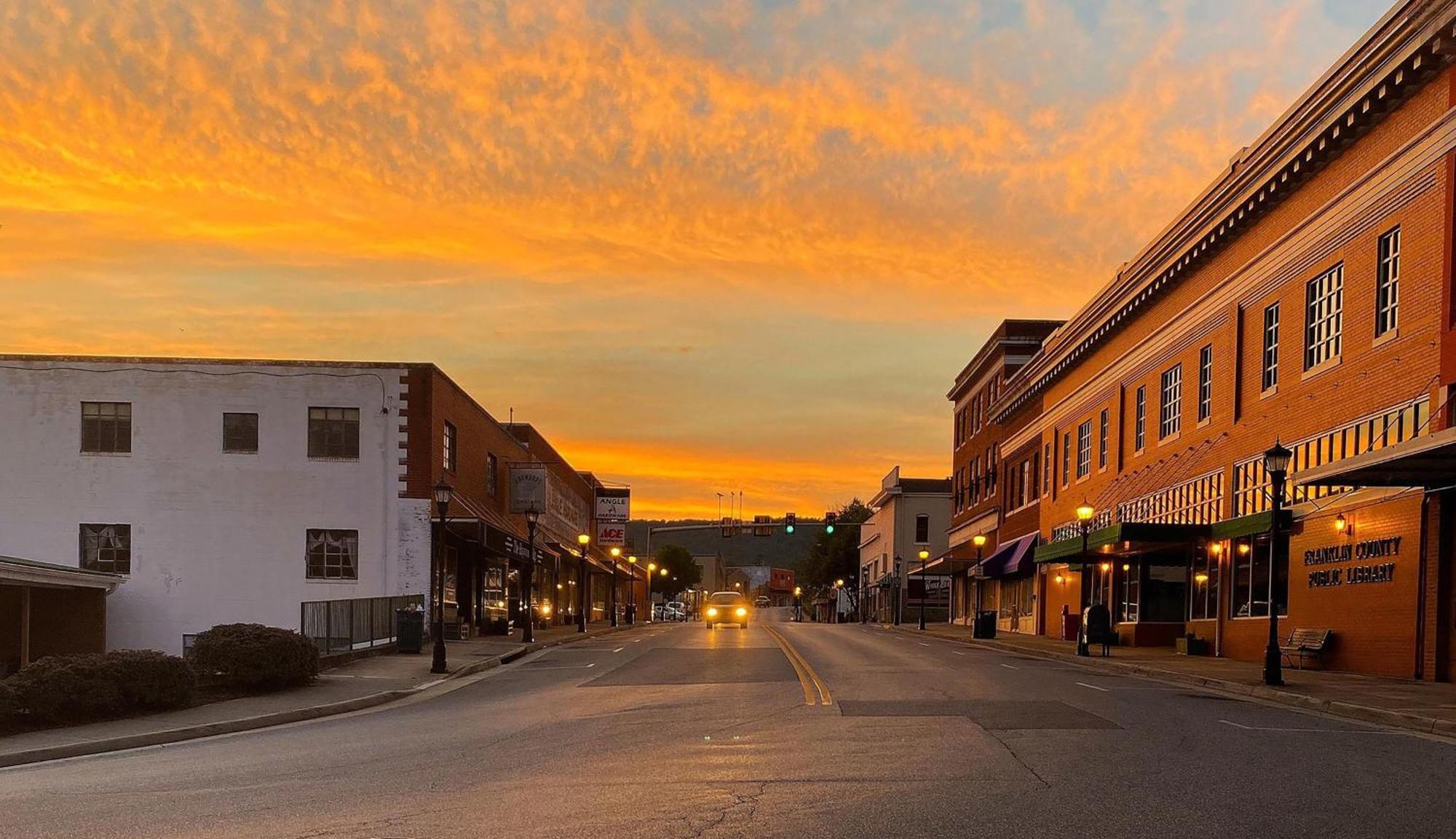 Holiday Inn Express & Suites Rocky Mount Smith Mountain Lake By Ihg Buitenkant foto